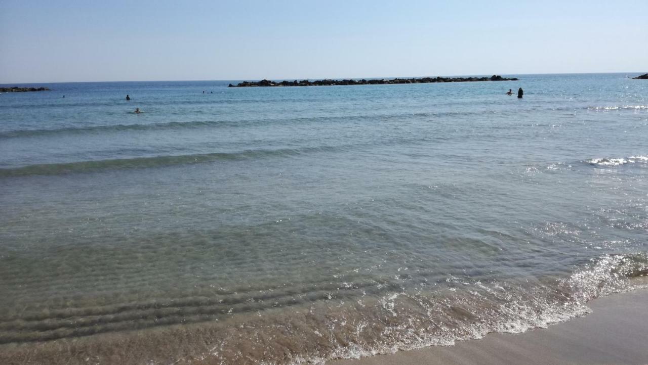 Апартаменты On The Sea Санта-Маринелла Экстерьер фото